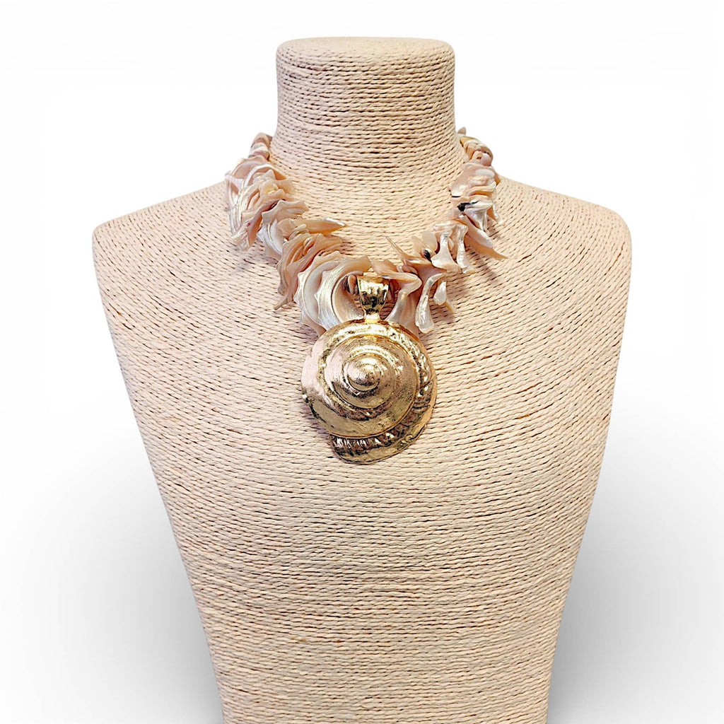 Chunky Spiral Sea Shell Necklace | Summer Statement Jewelry